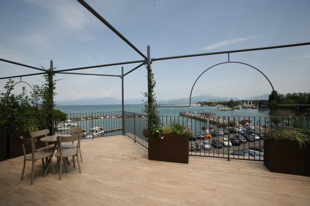 Riviera Carducci Rooms Peschiera del Garda Dış mekan fotoğraf