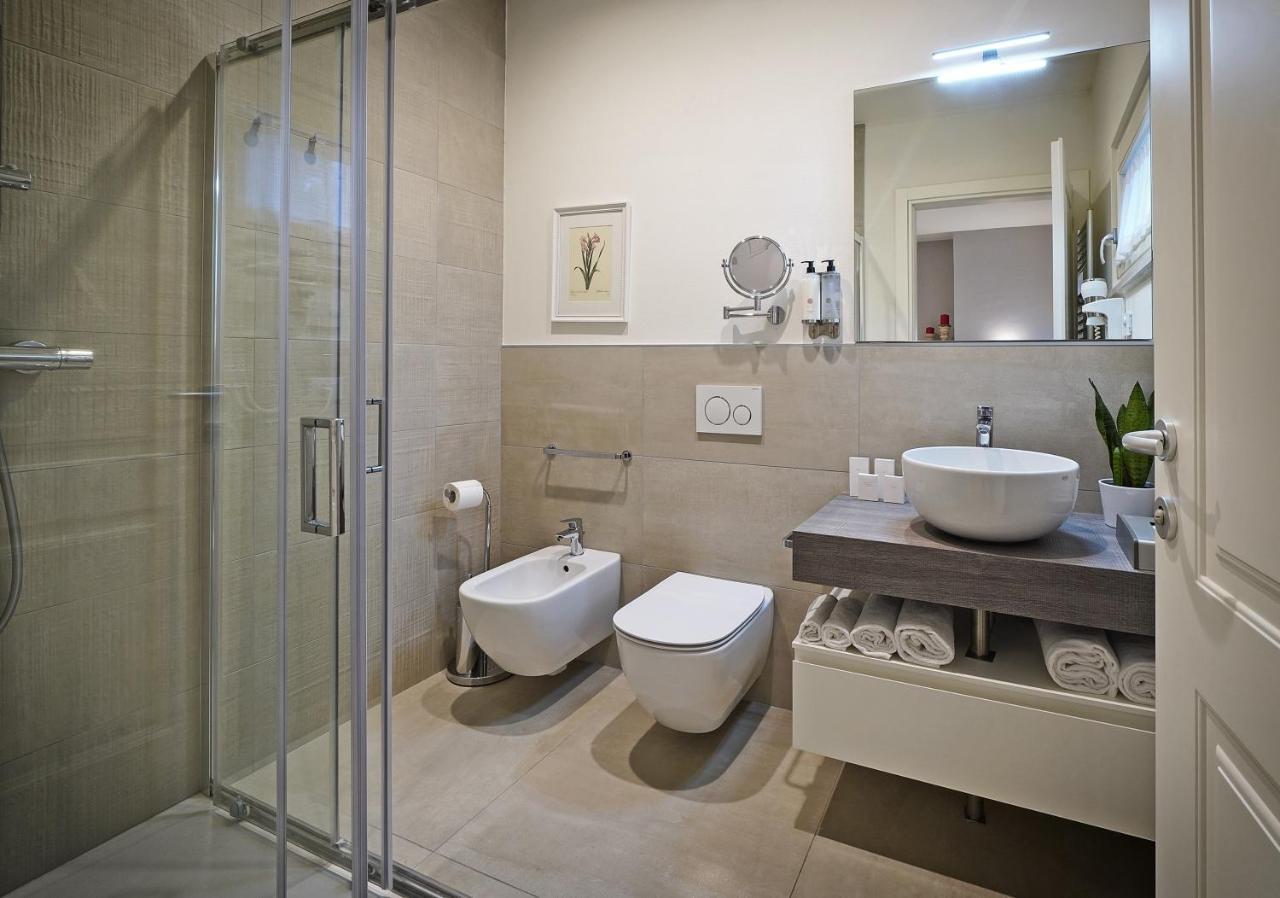 Riviera Carducci Rooms Peschiera del Garda Dış mekan fotoğraf